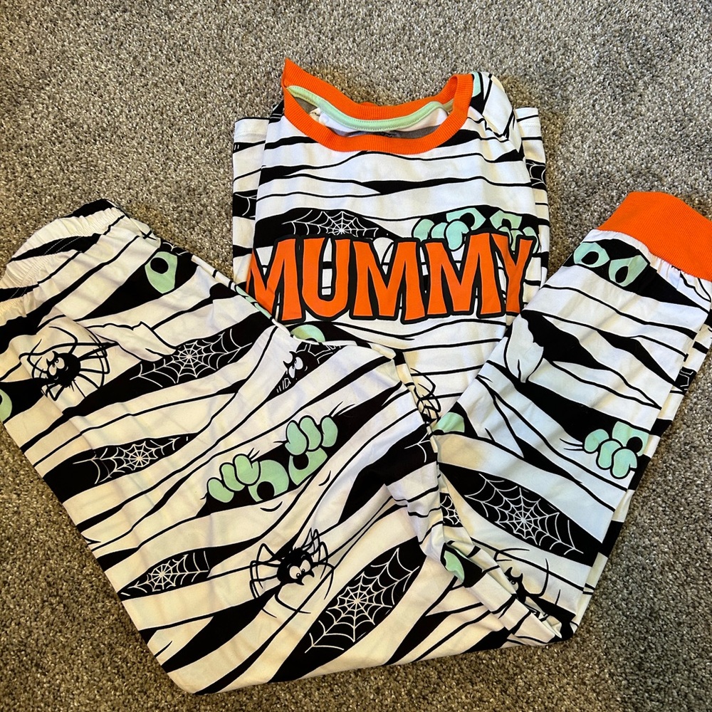 Mummy Halloween pajama set